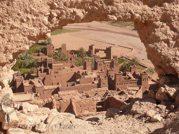 private-fes-tour-to-merzouga-desert-and-marrakech-3-days